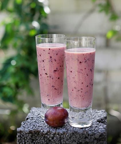 <p data-block-key="h9oo5">Luumusmoothie. (Kuva: Timo Viljanen)</p>