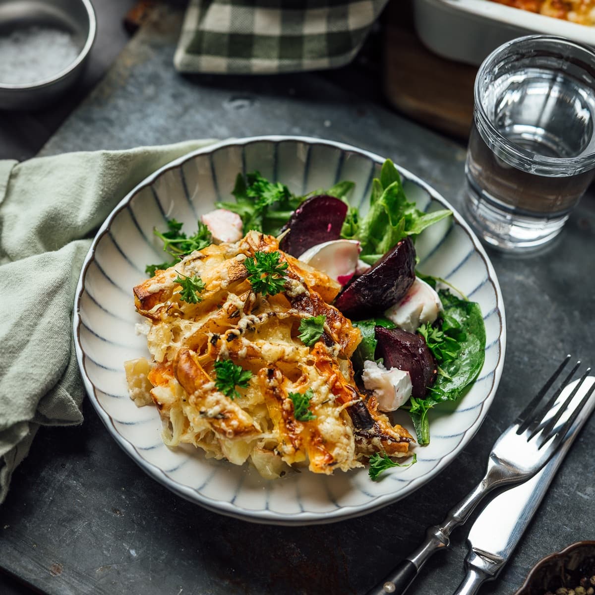 <p data-block-key="dxd52">Runsas kotimainen juuressato tarjoaa herkullisia vaihtoehtoja niin perinteisiin jouluruokiin kuin uusiin kokeiluihin. </p>