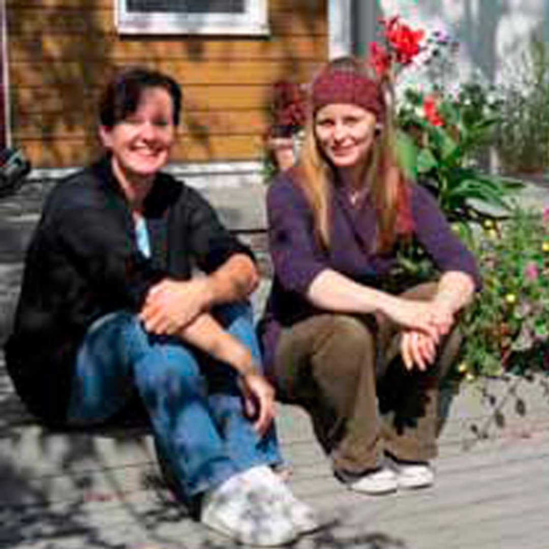 <p data-block-key="026lu">Vasemmalla Marjo Huovila ja oikealla Nanna Zitting.</p>