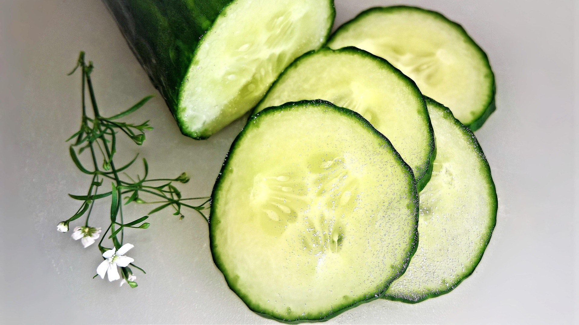 cucumber-4314342_1920